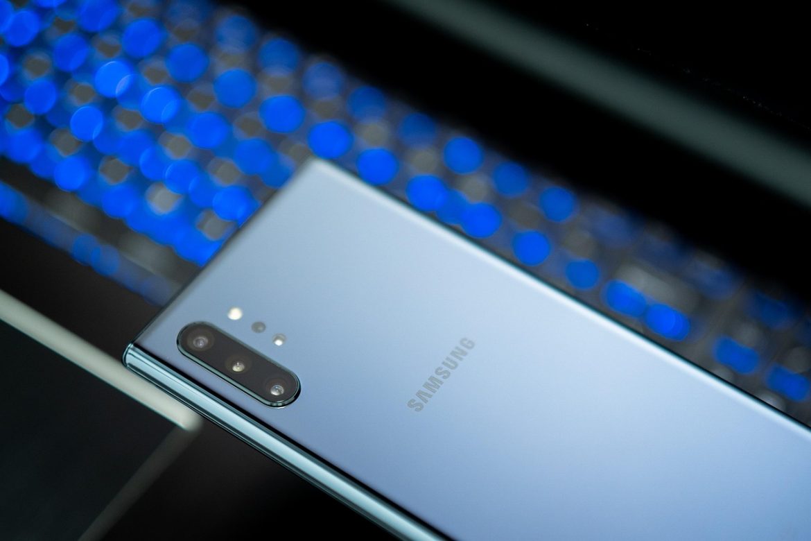 Samsung bereidt onthulling voor van dunste en meest geavanceerde opvouwbare smartphone ooit