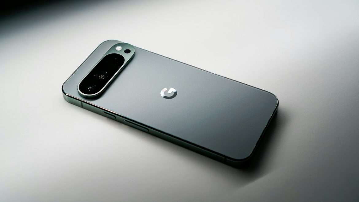 De Google Pixel 8: Een briljante blik in de toekomst of een peperdure bètatest?